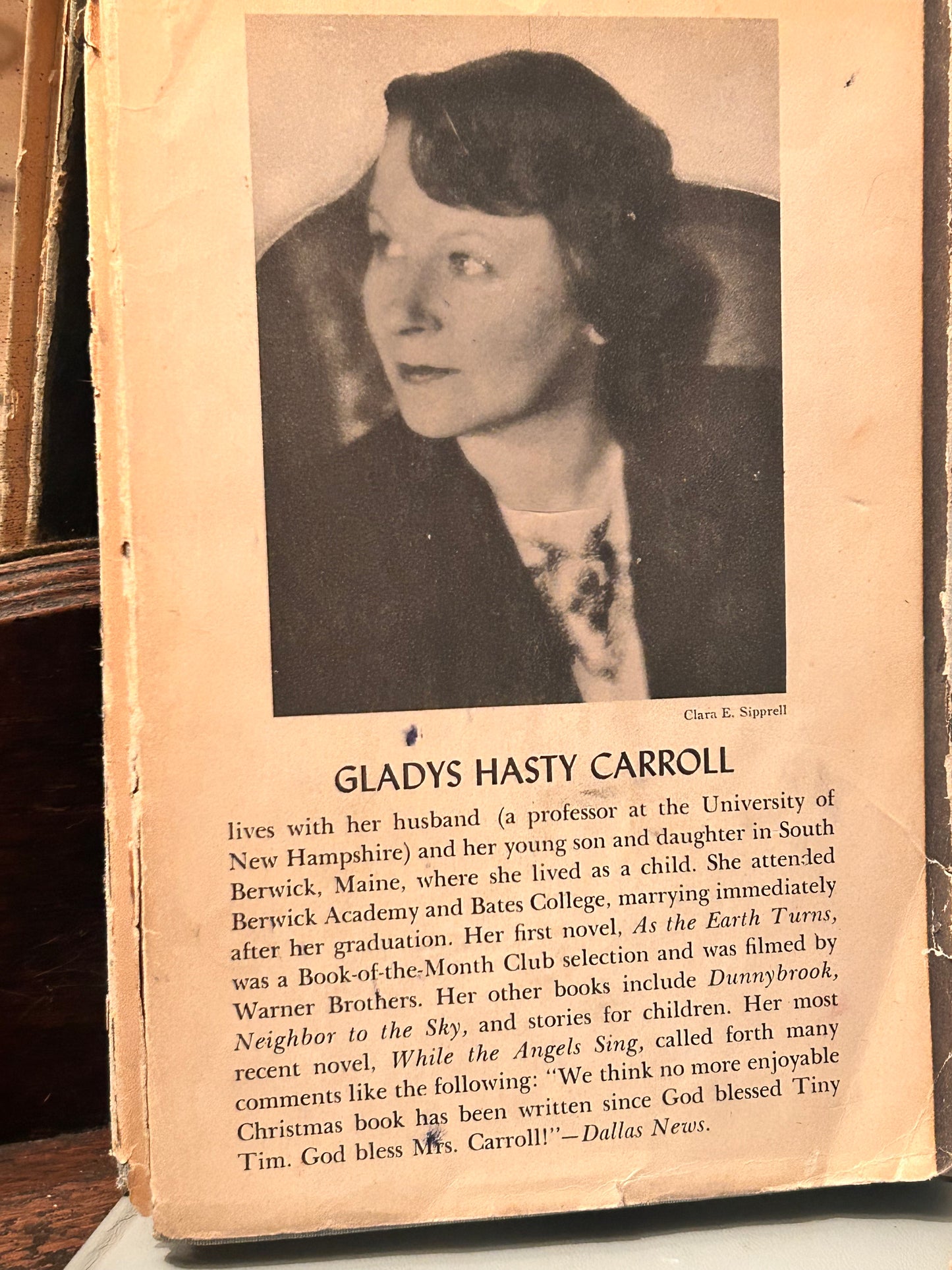 Vintage West of The Hill by Gladys Hasty Carroll